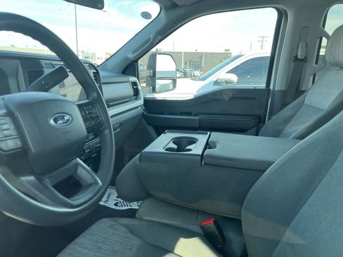 Used 2024 Ford F350 XLT image 29