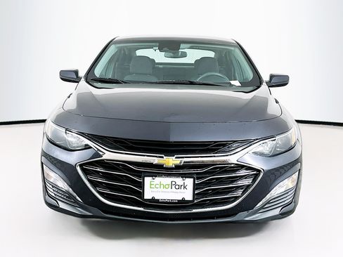 Used 2023 Chevrolet Malibu LT w/ Driver Confidence Package FWD image 2