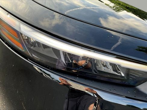 Used 2025 Honda Accord Touring image 32