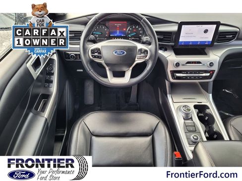Used 2023 Ford Explorer XLT w/ Equipment Group 202A image 13