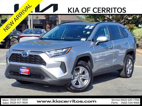 Used 2022 Toyota RAV4 XLE w/ Convenience Package AWD/4WD image 1