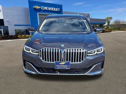 Used 2020 BMW 750i xDrive AWD/4WD image 25