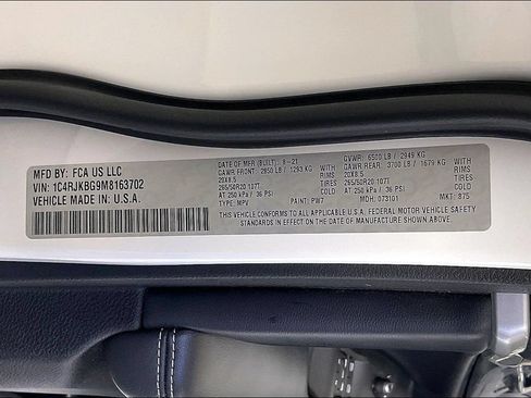 Used 2021 Jeep Grand Cherokee L Limited AWD/4WD image 40