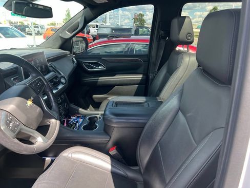 Used 2021 Chevrolet Suburban LT w/ LT Signature Package AWD/4WD image 19