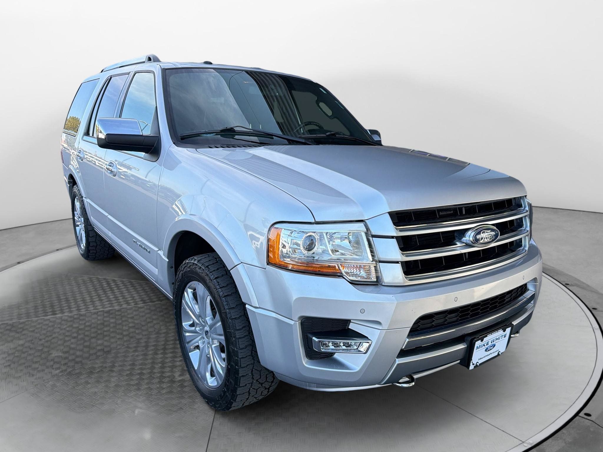 Used 2016 Ford Expedition Platinum AWD/4WD image 1