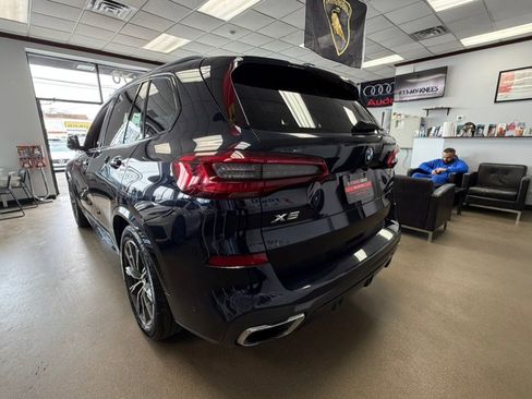 Used 2019 BMW X5 xDrive40i w/ M Sport Package image 9