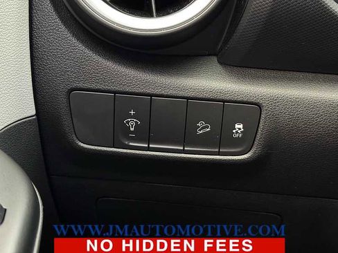 Used 2023 Hyundai Kona SEL image 34