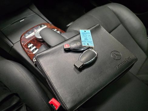 Used 2008 Mercedes-Benz S 550 4MATIC image 24