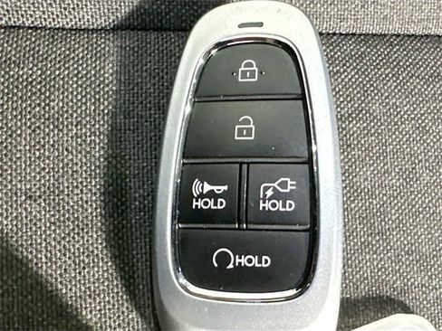 Used 2022 Hyundai Ioniq 5 SE w/ Cargo Package image 16