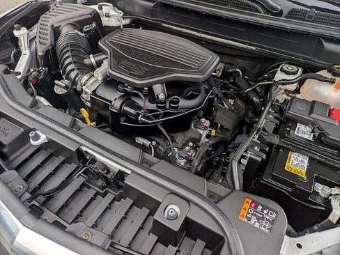 Used 2025 Cadillac XT5 Premium Luxury image 38