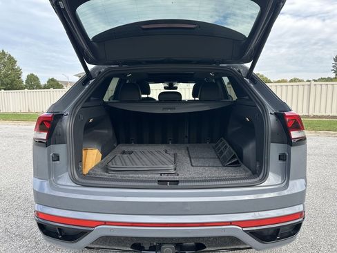 Used 2023 Volkswagen Atlas Cross Sport SEL R-Line image 26