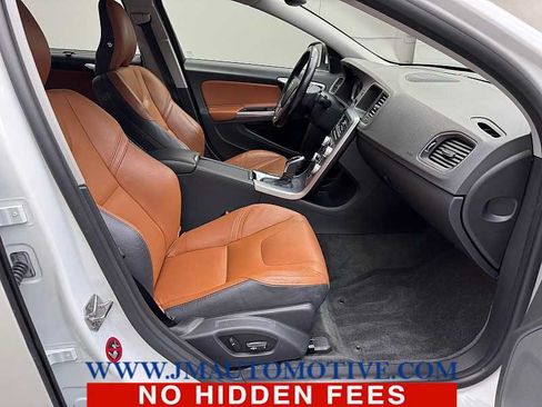 Used 2018 Volvo S60 T5 Inscription Platinum AWD/4WD image 20