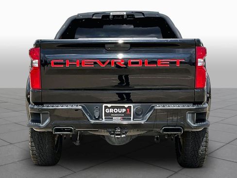Used 2019 Chevrolet Silverado 1500 Custom Trail Boss w/ Custom Convenience Package AWD/4WD image 5