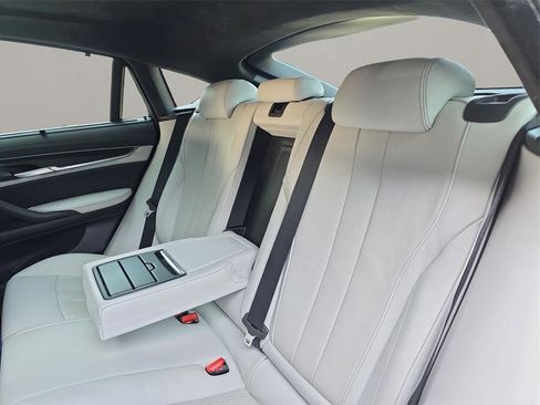 Used 2018 BMW X6 M w/ Executive Package image 12