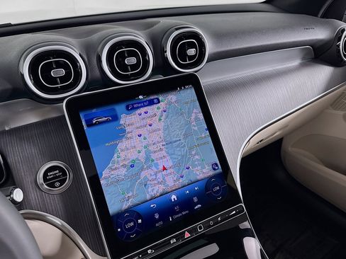 New 2026 Mercedes-Benz GLC 300 image 19