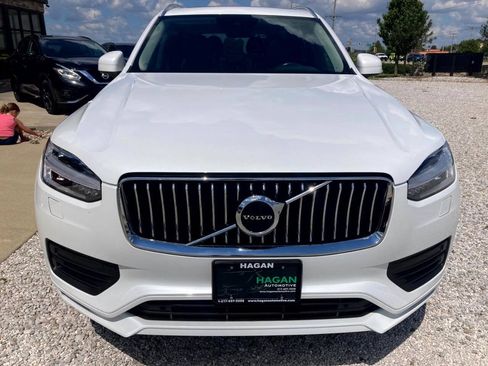 Used 2022 Volvo XC90 T6 Momentum w/ Climate Package AWD/4WD image 3