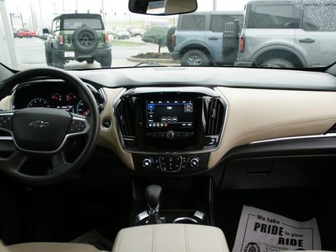 Used 2022 Chevrolet Traverse LS w/ Midnight/Sport Edition image 32