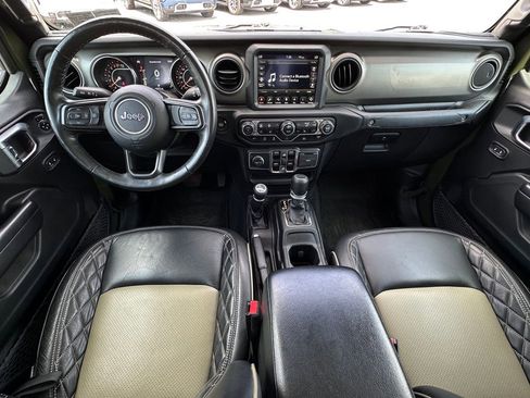 Used 2021 Jeep Gladiator Sport AWD/4WD image 28