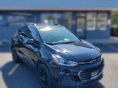 Used 2022 Chevrolet Trax LT w/ Midnight Edition