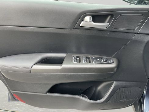 Used 2022 Kia Sportage LX w/ LX AWD Value Edition Package image 15