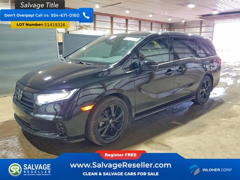 Used 2023 Honda Odyssey Sport image 1