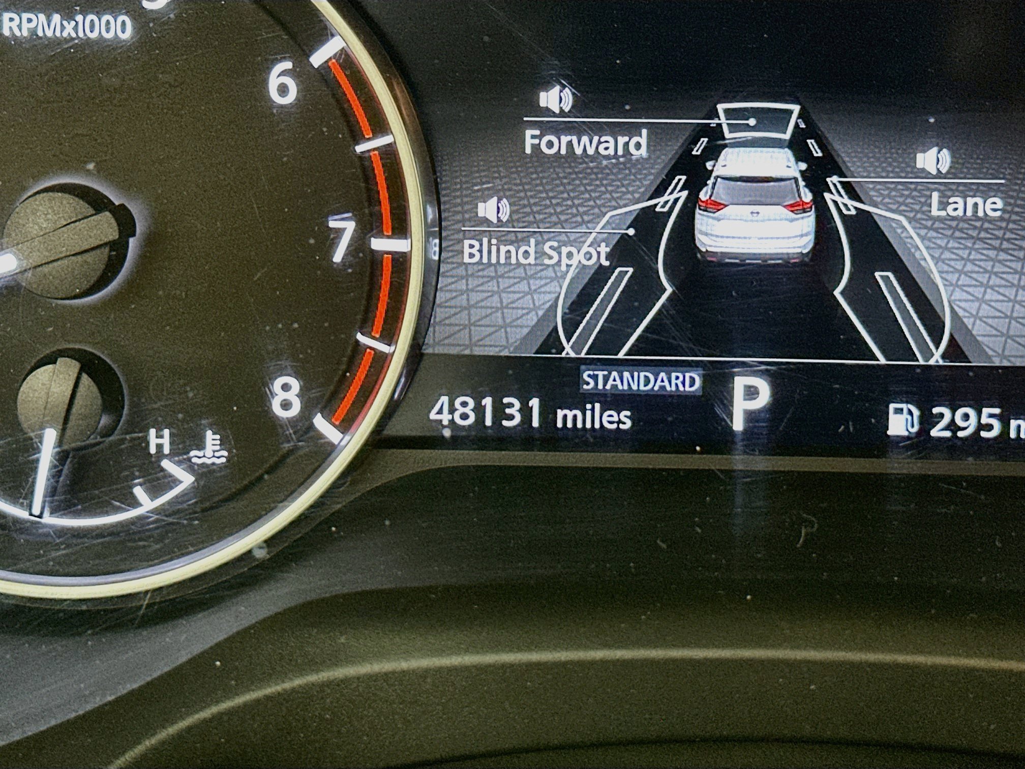 Used 2025 Nissan Rogue SV FWD image 19