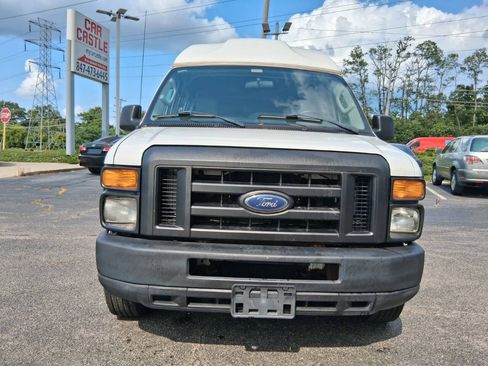 Used 2009 Ford E-250 and Econoline 250 Extended RWD image 2