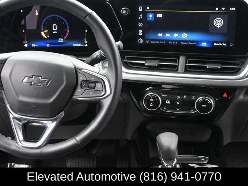 Used 2025 Chevrolet Trax ACTIV w/ Driver Confidence Package FWD image 13