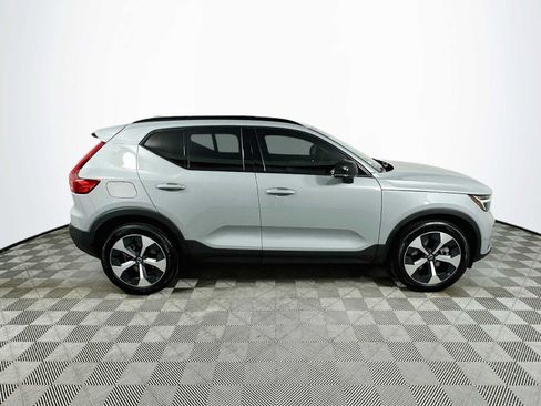 Used 2026 Volvo XC40 B5 Plus w/ Protection Package Premier AWD/4WD image 8