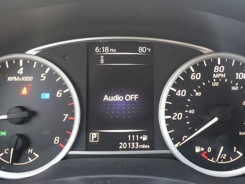 Used 2018 Nissan Sentra SV FWD image 9