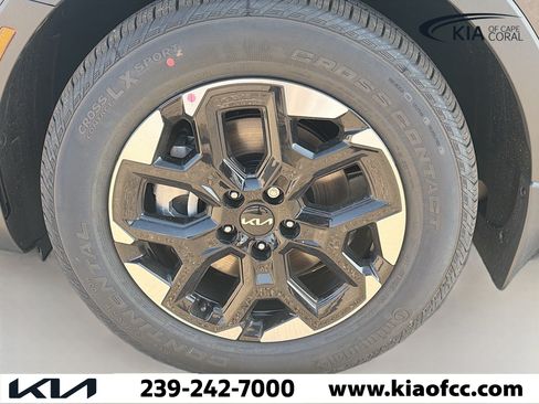 New 2026 Kia Sorento S w/ S Panoramic Sunroof Package FWD image 41