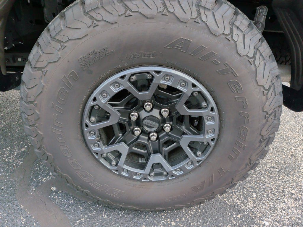Used 2025 Ford F150 Raptor w/ Equipment Group 803A Raptor R AWD/4WD image 35