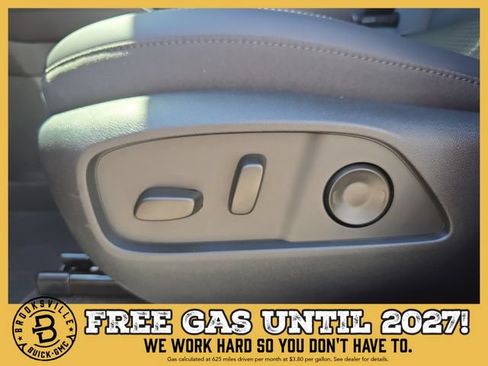 New 2027 GMC Terrain Elevation w/ Elevation Premium Package AWD/4WD image 17