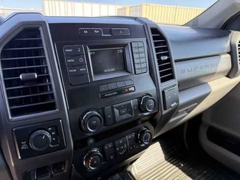 Used 2019 Ford F350 XL w/ Power Equipment Group AWD/4WD image 15