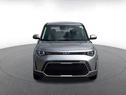 Used 2025 Kia Soul LX w/ LX Technology Package image 4