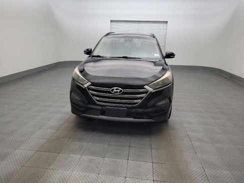 Used 2016 Hyundai Tucson Limited w/ Option Group 03 FWD image 15