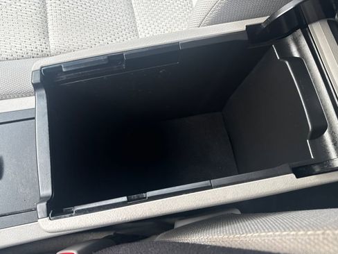 Used 2012 Toyota Camry LE image 26