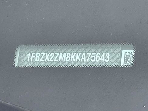 Used 2019 Ford Transit 350 XLT image 11