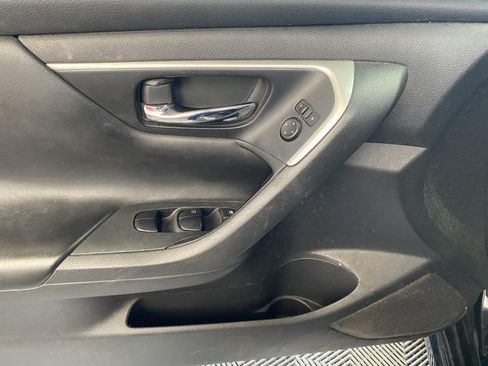 Used 2018 Nissan Altima 2.5 S w/ S Convenience Package FWD image 15