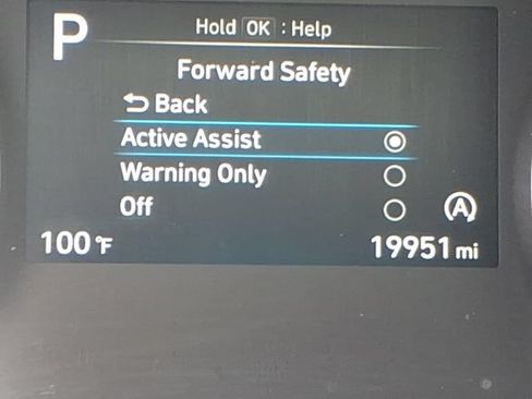 Certified 2023 Hyundai Santa Fe SE FWD image 9