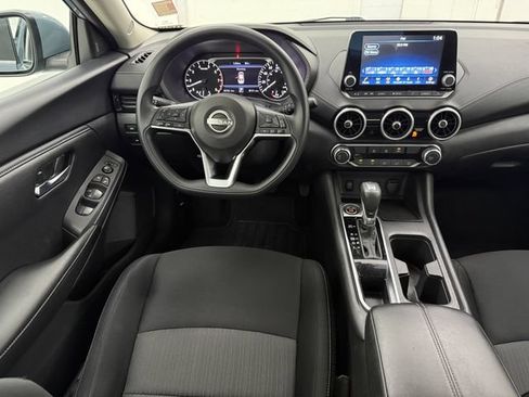 Used 2024 Nissan Sentra SV FWD image 31