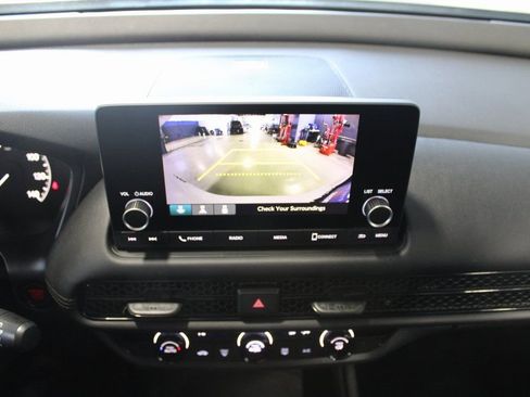 Used 2023 Honda HR-V LX image 26