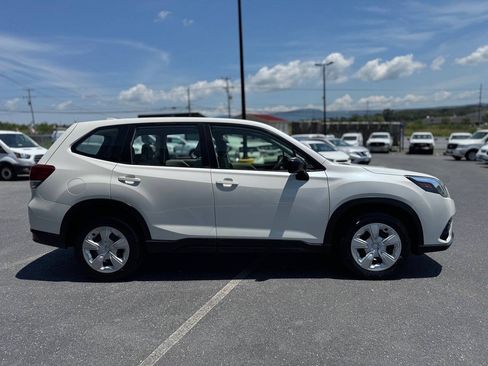 Used 2022 Subaru Forester AWD/4WD image 37
