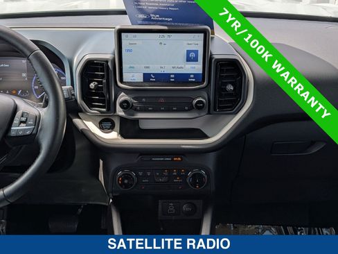 Certified 2023 Ford Bronco Sport Heritage w/ Heritage Convenience Package AWD/4WD image 19