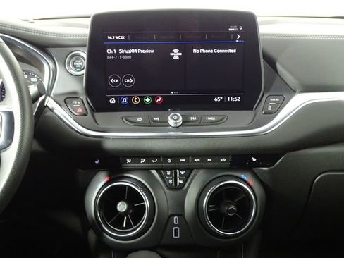 Used 2024 Chevrolet Blazer LT w/ Convenience Package FWD image 28