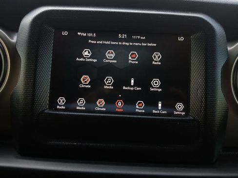Used 2018 Jeep Wrangler Unlimited Sport S AWD/4WD image 8