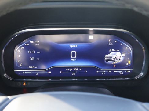 Used 2023 Chevrolet Tahoe Z71 image 31