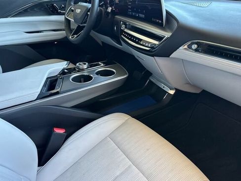 Certified 2024 Cadillac Lyriq Sport AWD/4WD image 16