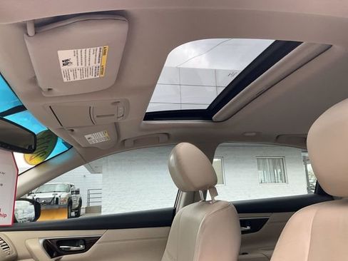 Used 2013 Nissan Altima 2.5 SL w/ Technology Pkg image 25