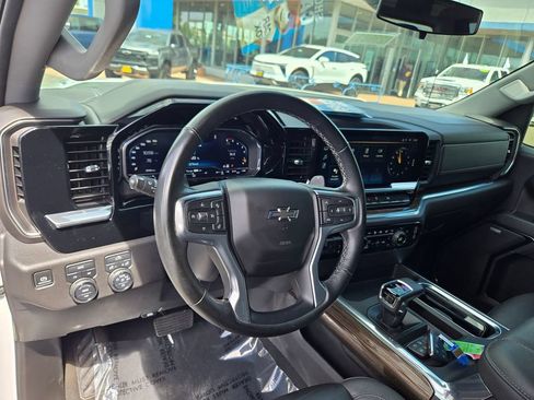 Used 2024 Chevrolet Silverado 1500 RST w/ All Star Edition Plus AWD/4WD image 6
